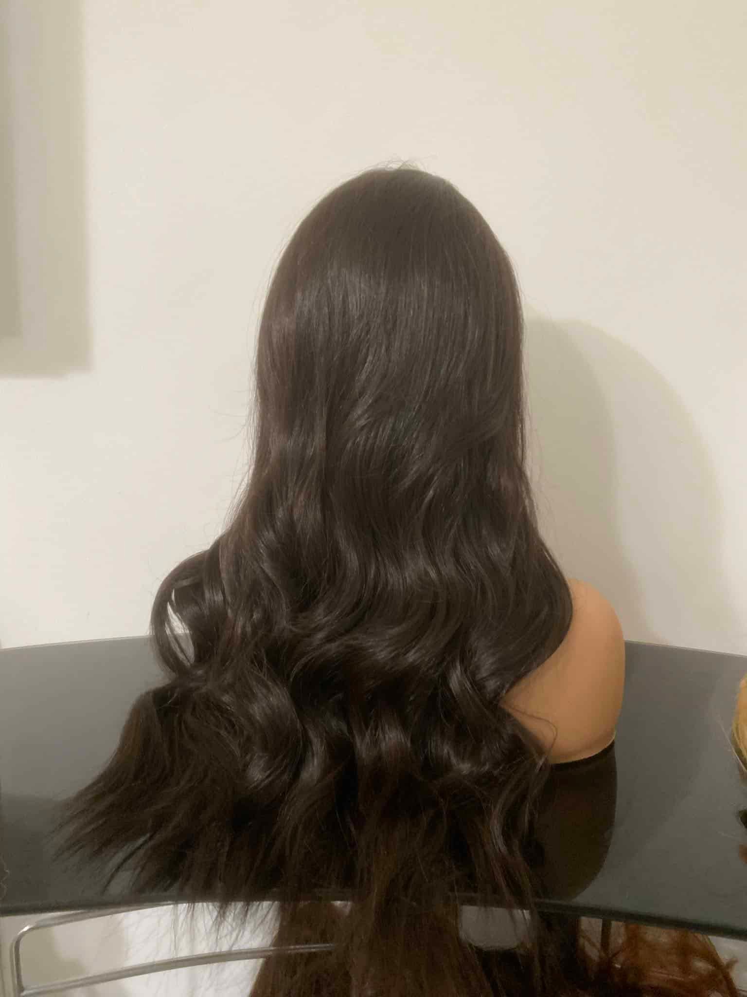 hosszú sötétbarna lace paróka