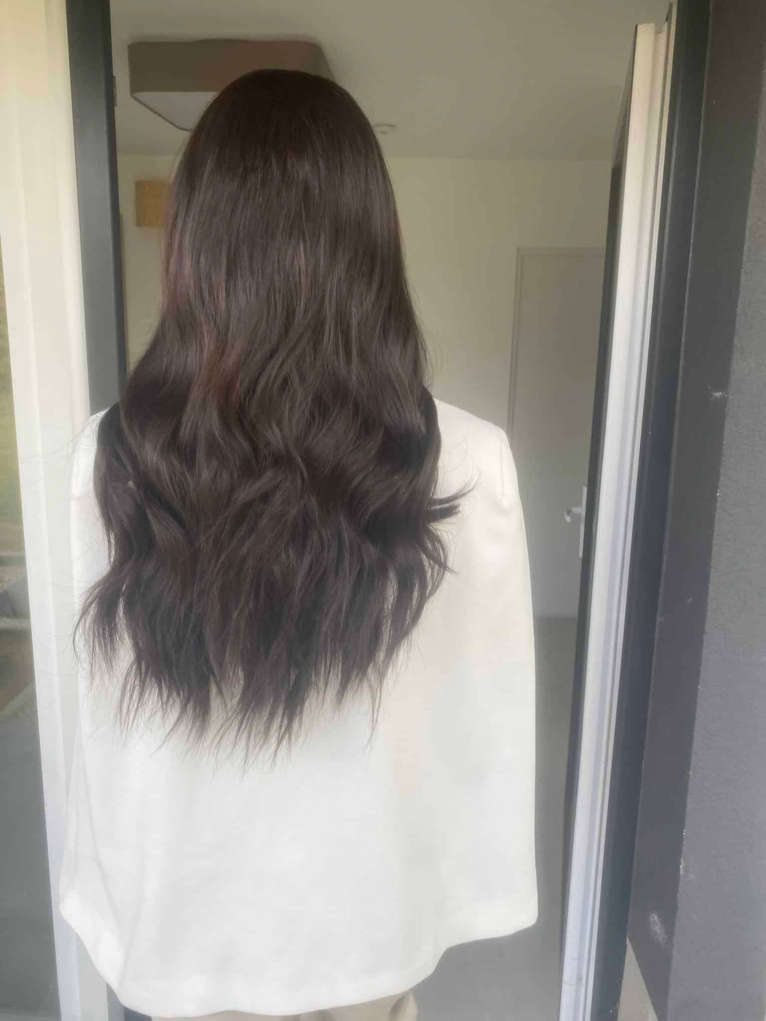 hosszú sötétbarna paróka