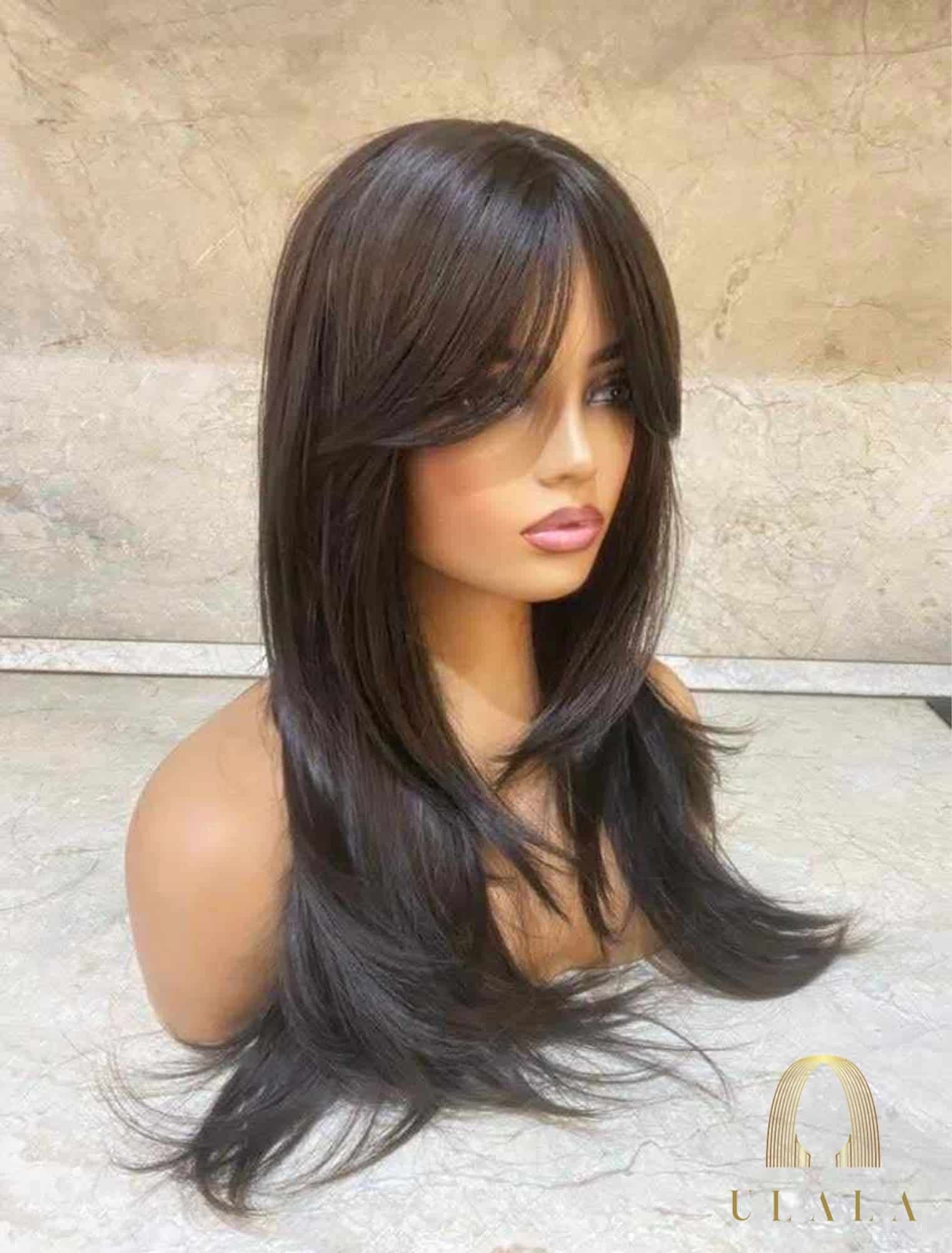 Hosszú sötétbarna paróka