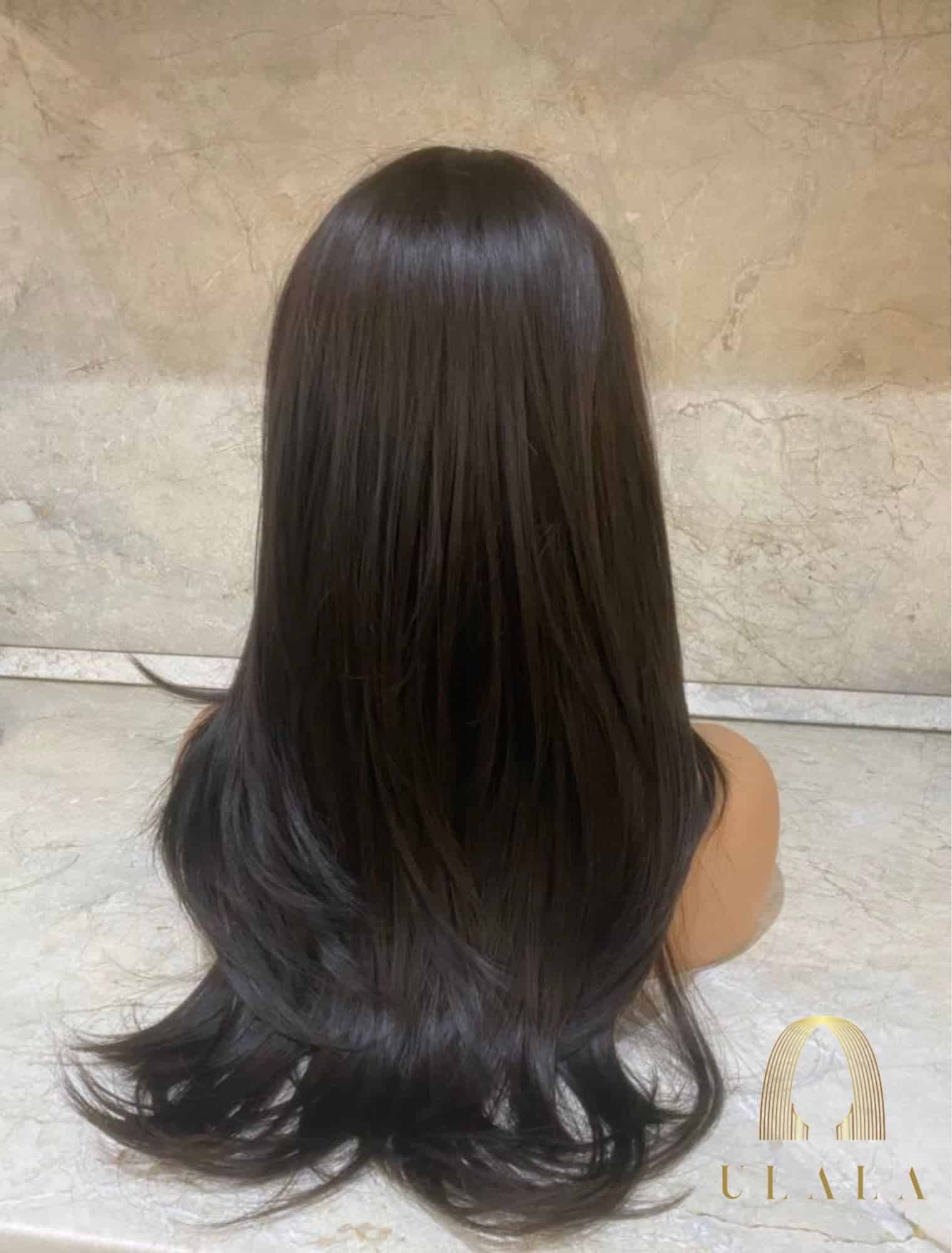 Hosszú sötétbarna természetes paróka